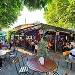 Отель Alpstadt Lifestyle 3*