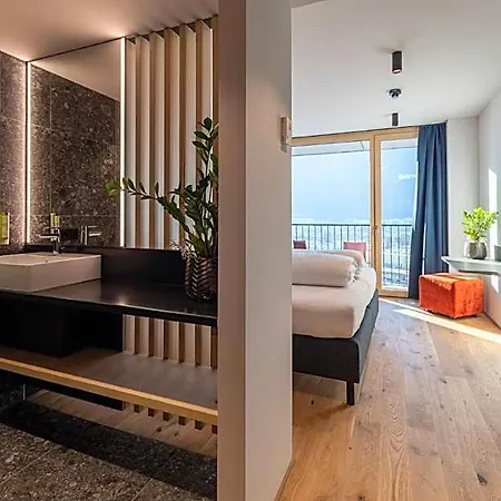Alpstadt Lifestyle Hotel 3*