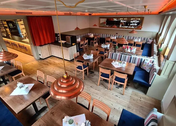 Alpstadt Lifestyle Hotel 3*